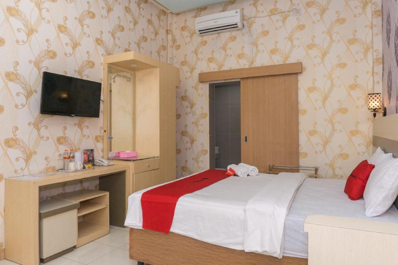เรดดอร์ซ แอท ตัมโบลากา ซุมบา Hotel Lokokaki ภายนอก รูปภาพ