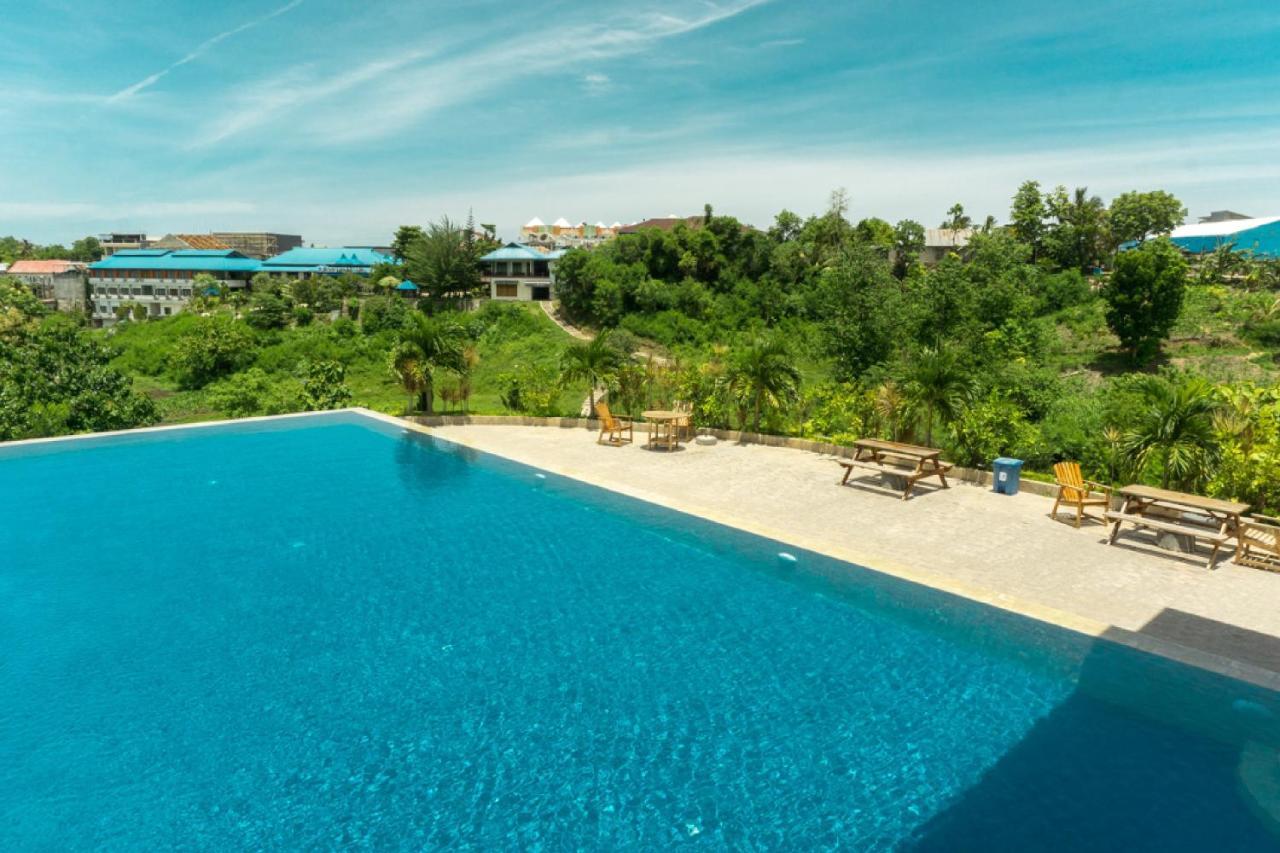 เรดดอร์ซ แอท ตัมโบลากา ซุมบา Hotel Lokokaki ภายนอก รูปภาพ