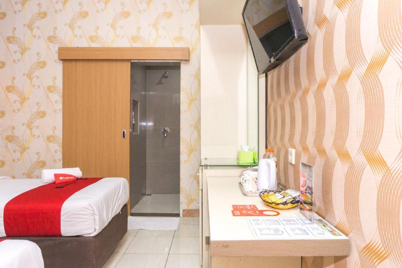 เรดดอร์ซ แอท ตัมโบลากา ซุมบา Hotel Lokokaki ภายนอก รูปภาพ